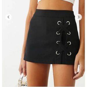 Black lace up skort